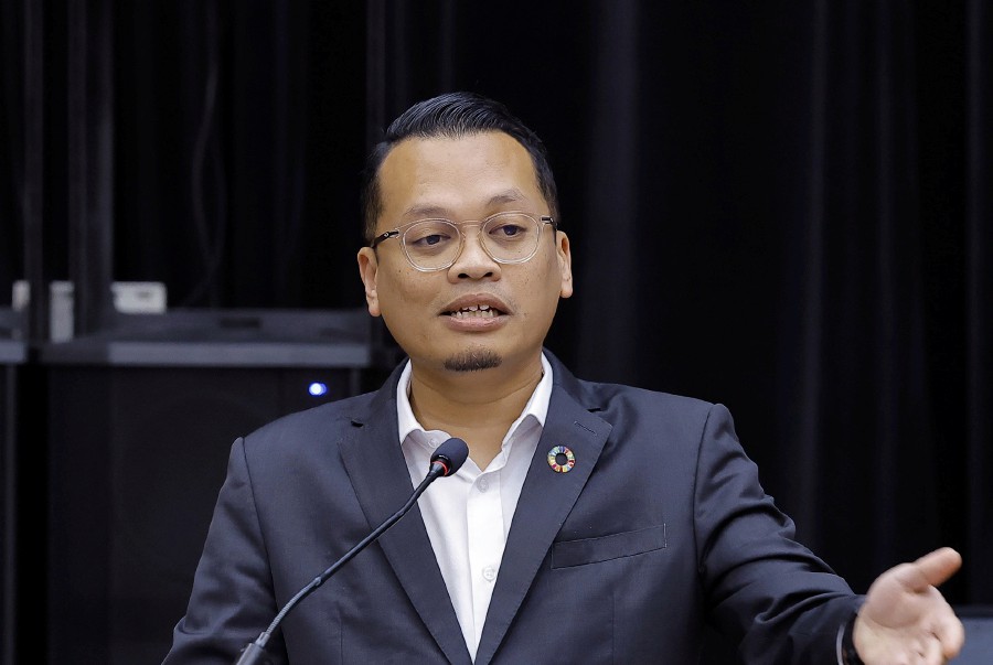 Full report on Batang Kali landslide to be ready end of January – Nik Nazmi