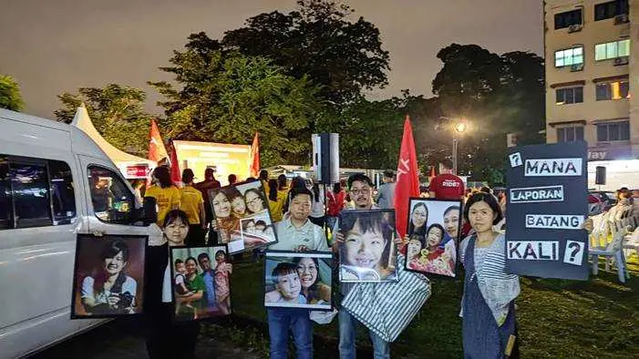 Batang Kali landslide victims hit out at Amirudin, call for new MB